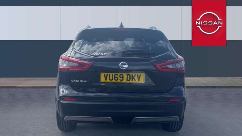 Nissan Qashqai 1.3 DiG-T Tekna 5dr Petrol Hatchback